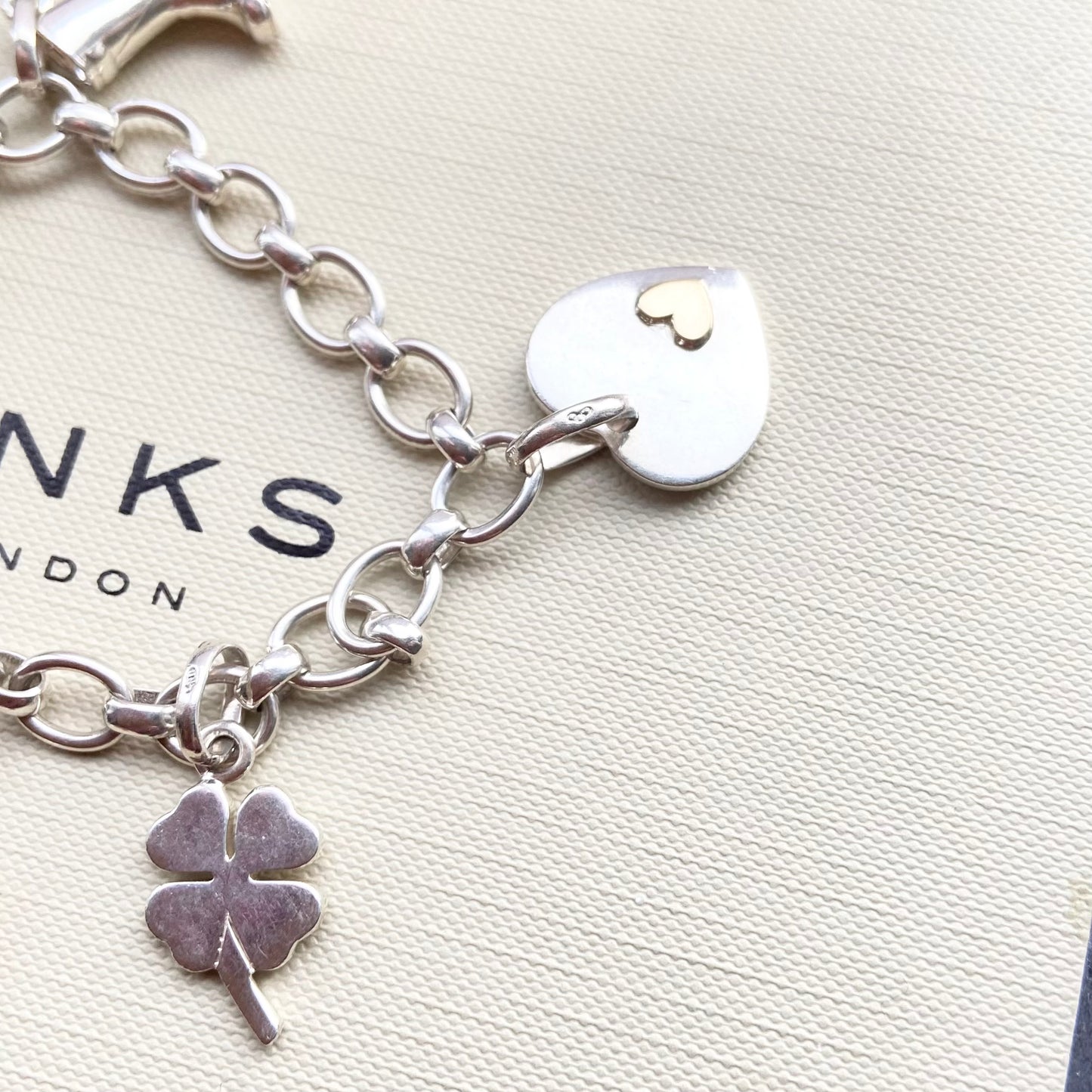Links of London Very rare Sterling Silver Bracelet including the charms preloved