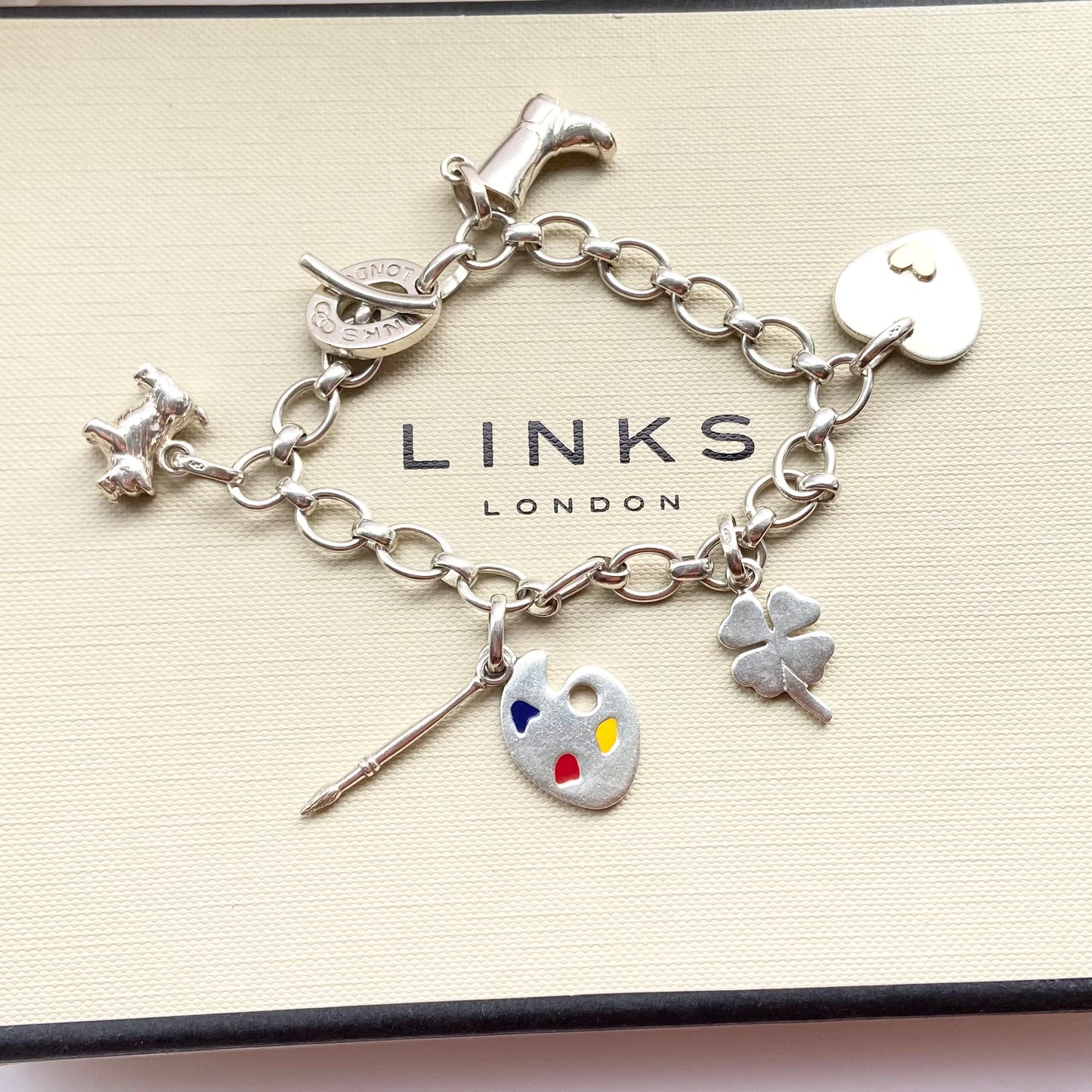 Links of London Very rare Sterling Silver Bracelet including the charms preloved
