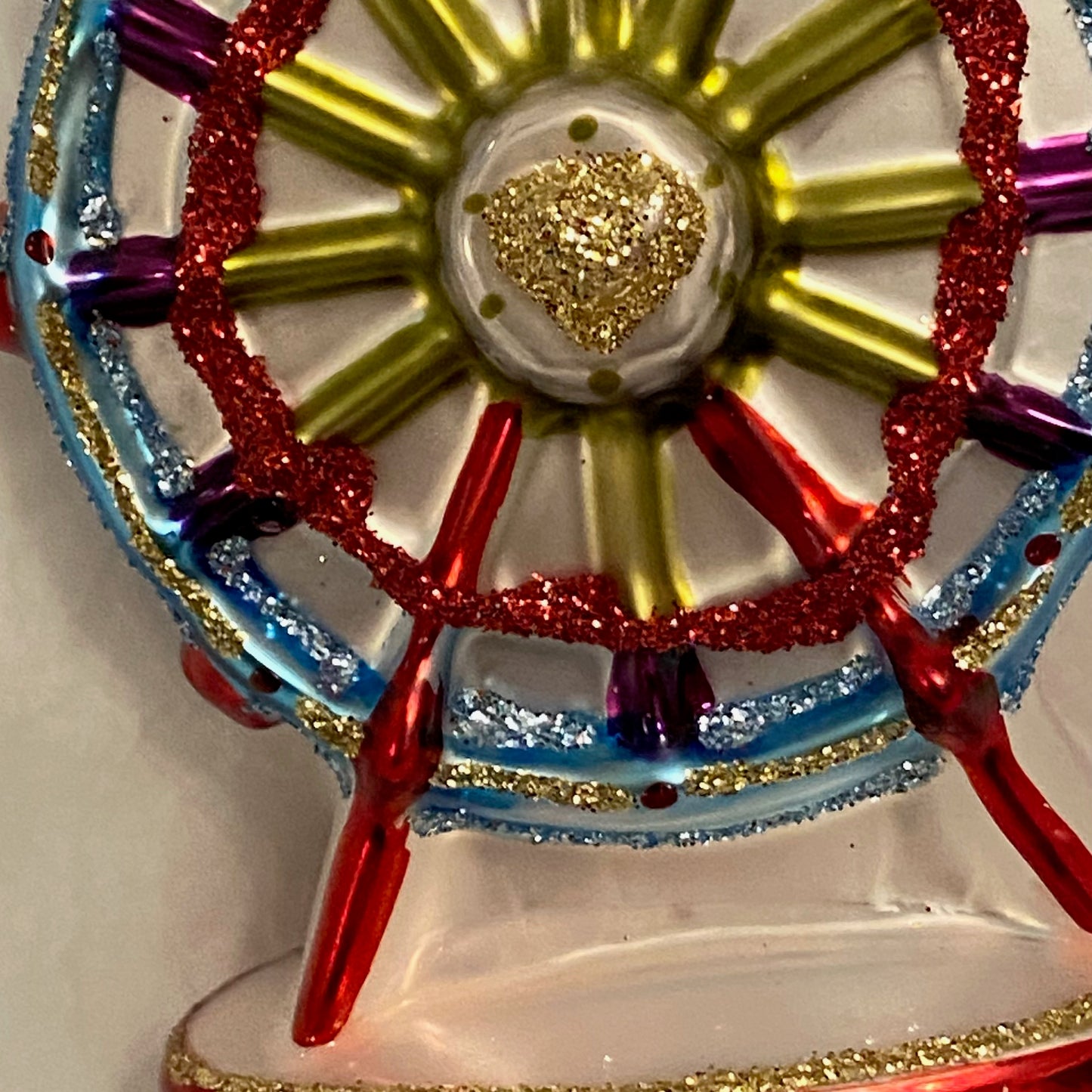 Ferris Wheel Design Glass Festive, Christmas Ornament