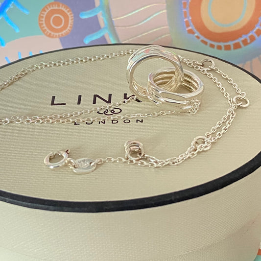 New!  Links of London 20/20 Silver Interlocking necklace
