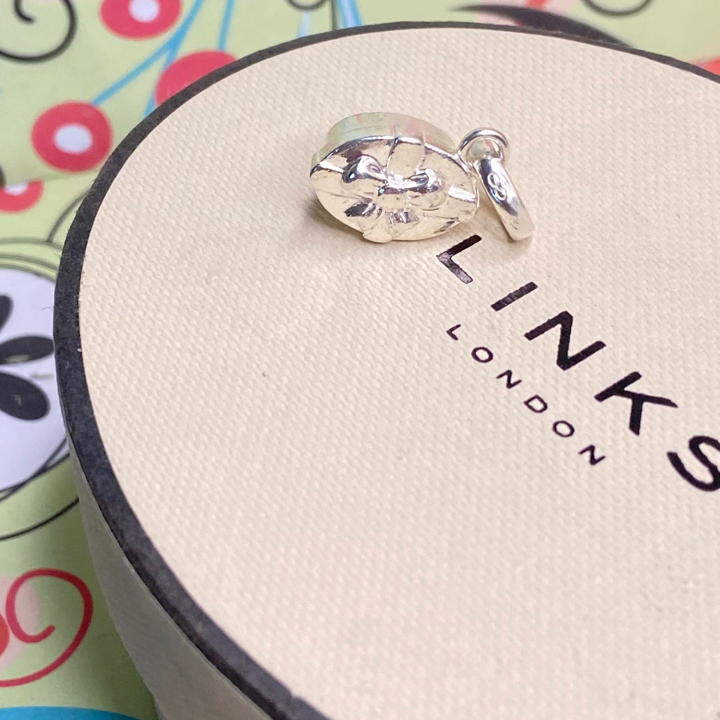 Links of London Gift Box Charm