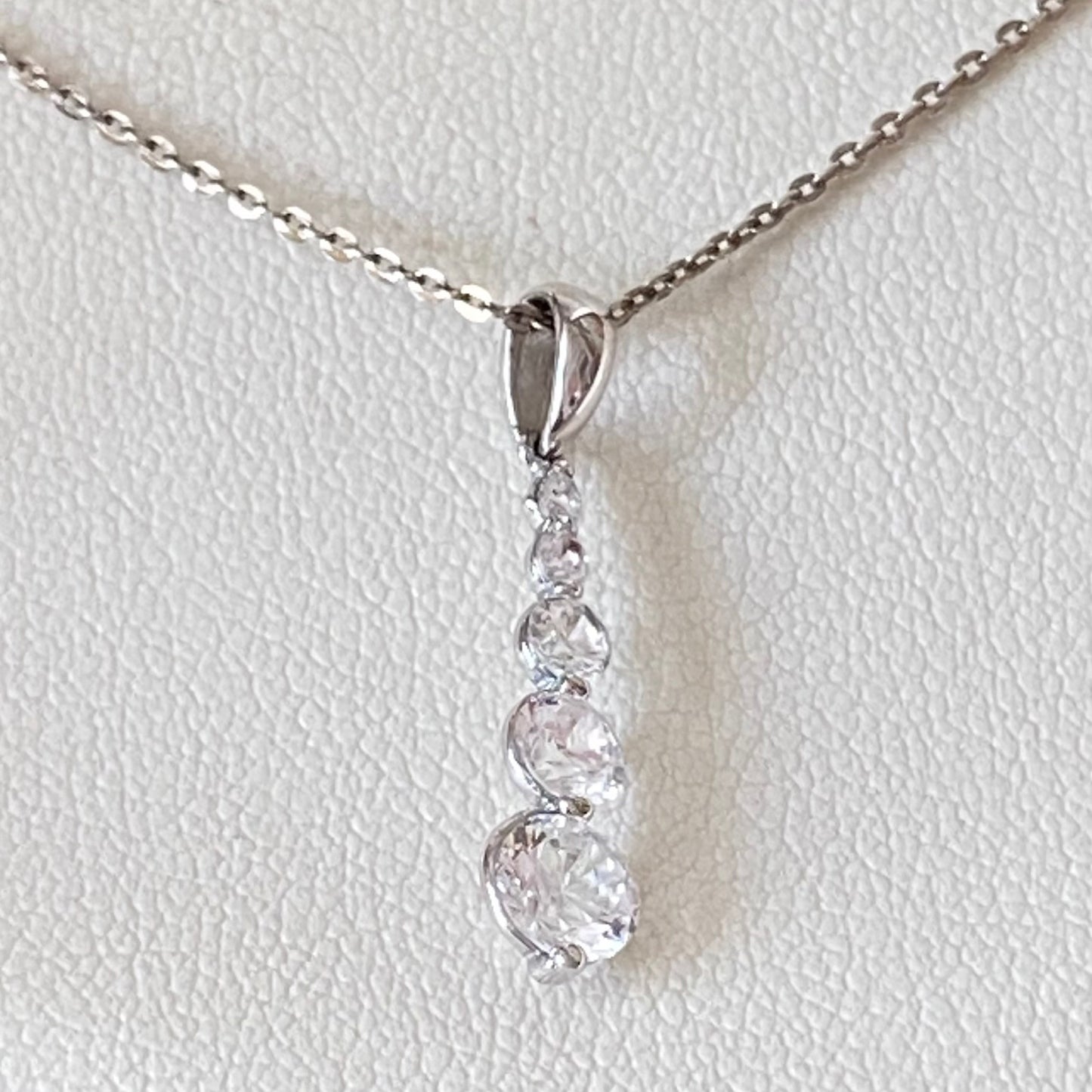 9ct Gold (375) and CZ stones Pendent on a 925 Sterling Silver (925) Necklace