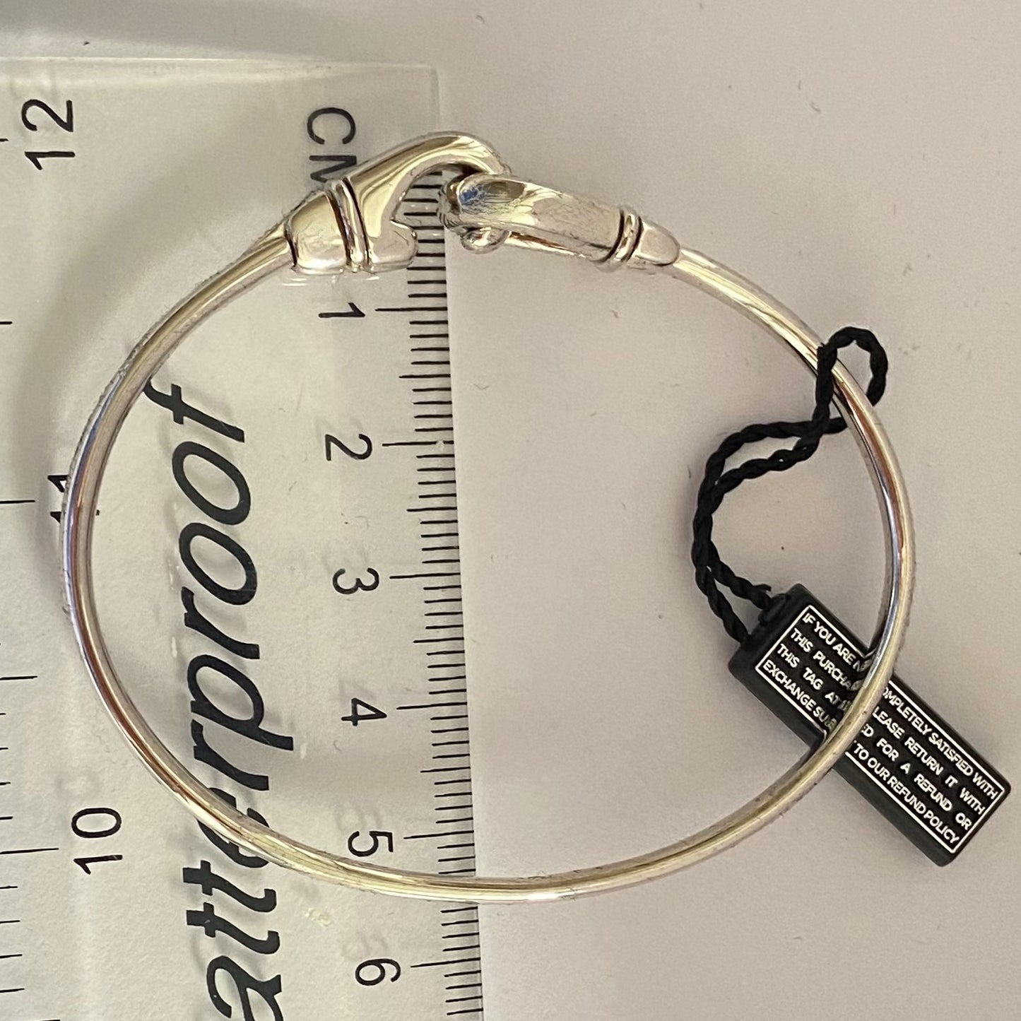 Links of London Karabiner Bangle with interlocking Clasp