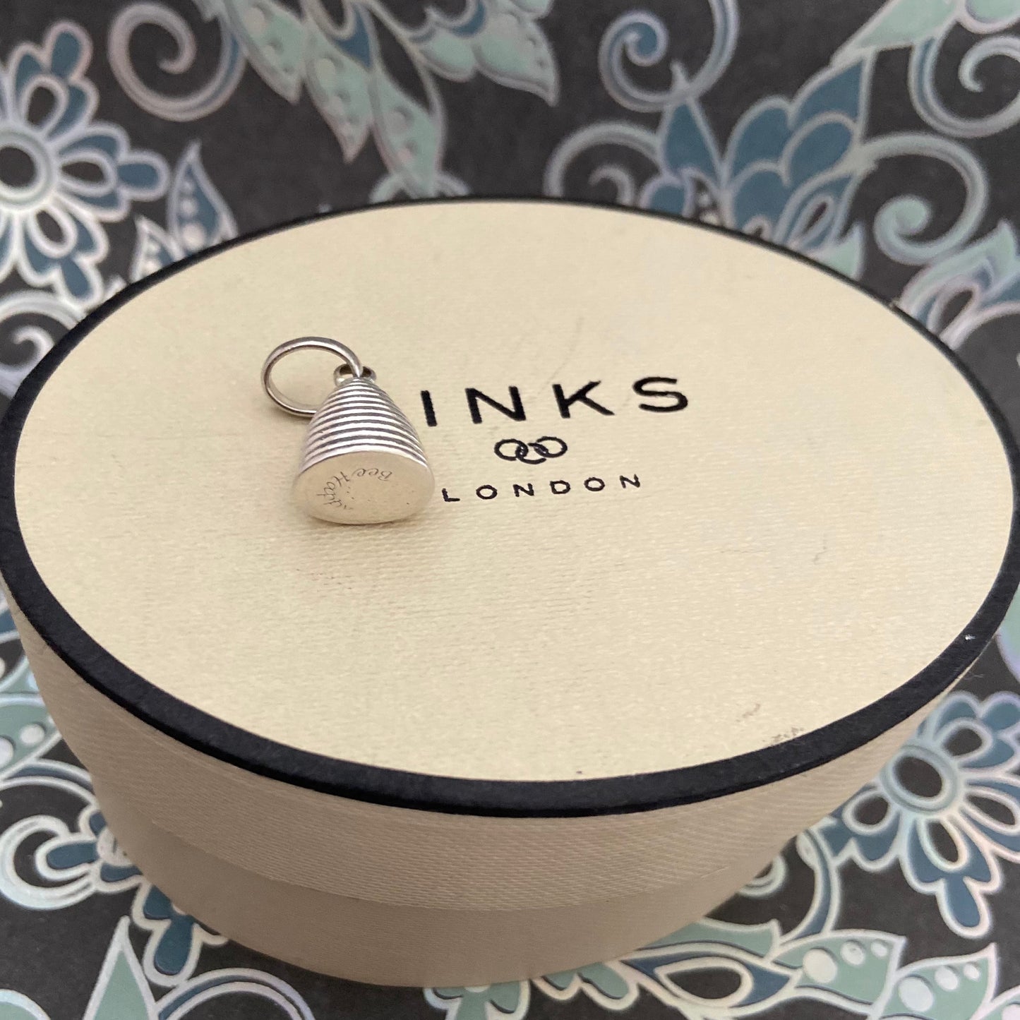 Preloved Sterling Silver Links of London Bee Hive 925 Charm