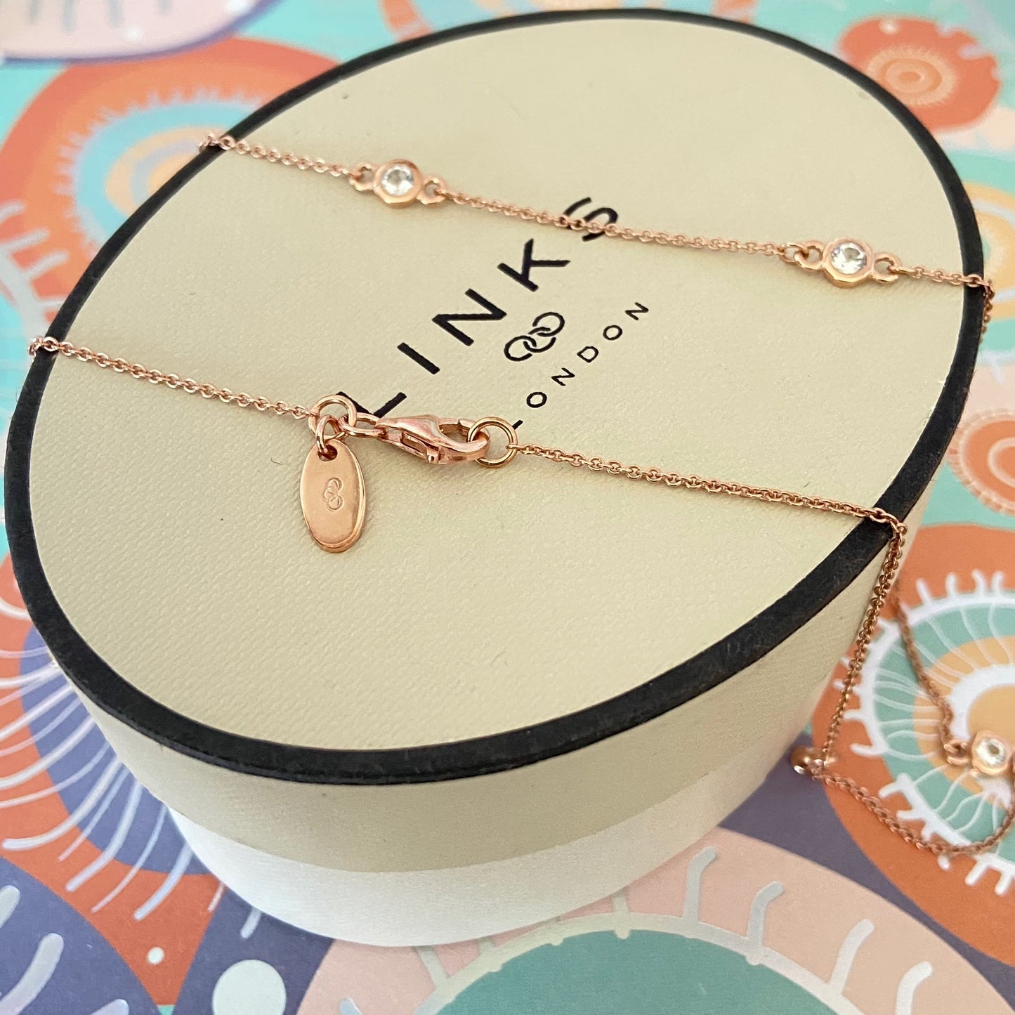 Links of London 18kt Gold Vermeil necklace with Clear Topaz round stones