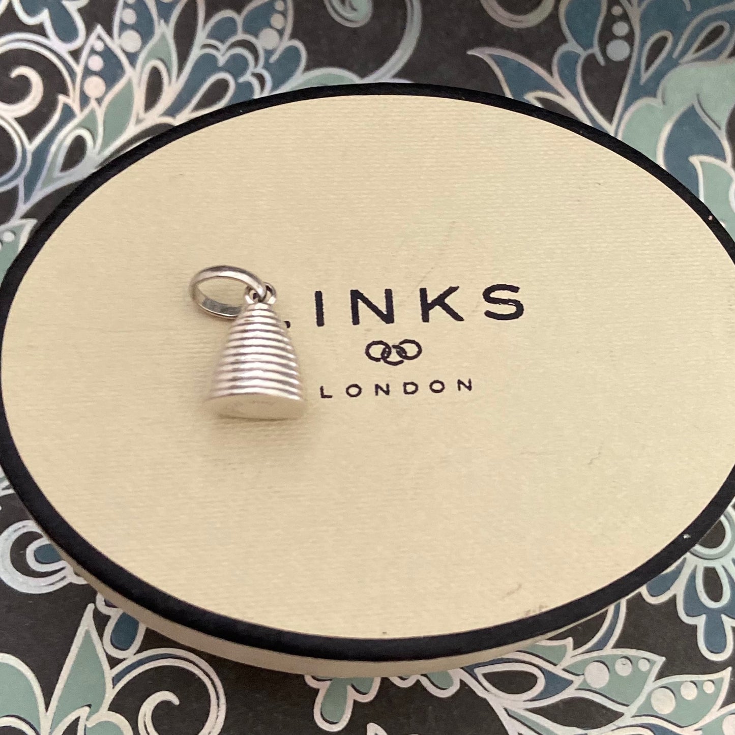 Preloved Sterling Silver Links of London Bee Hive 925 Charm