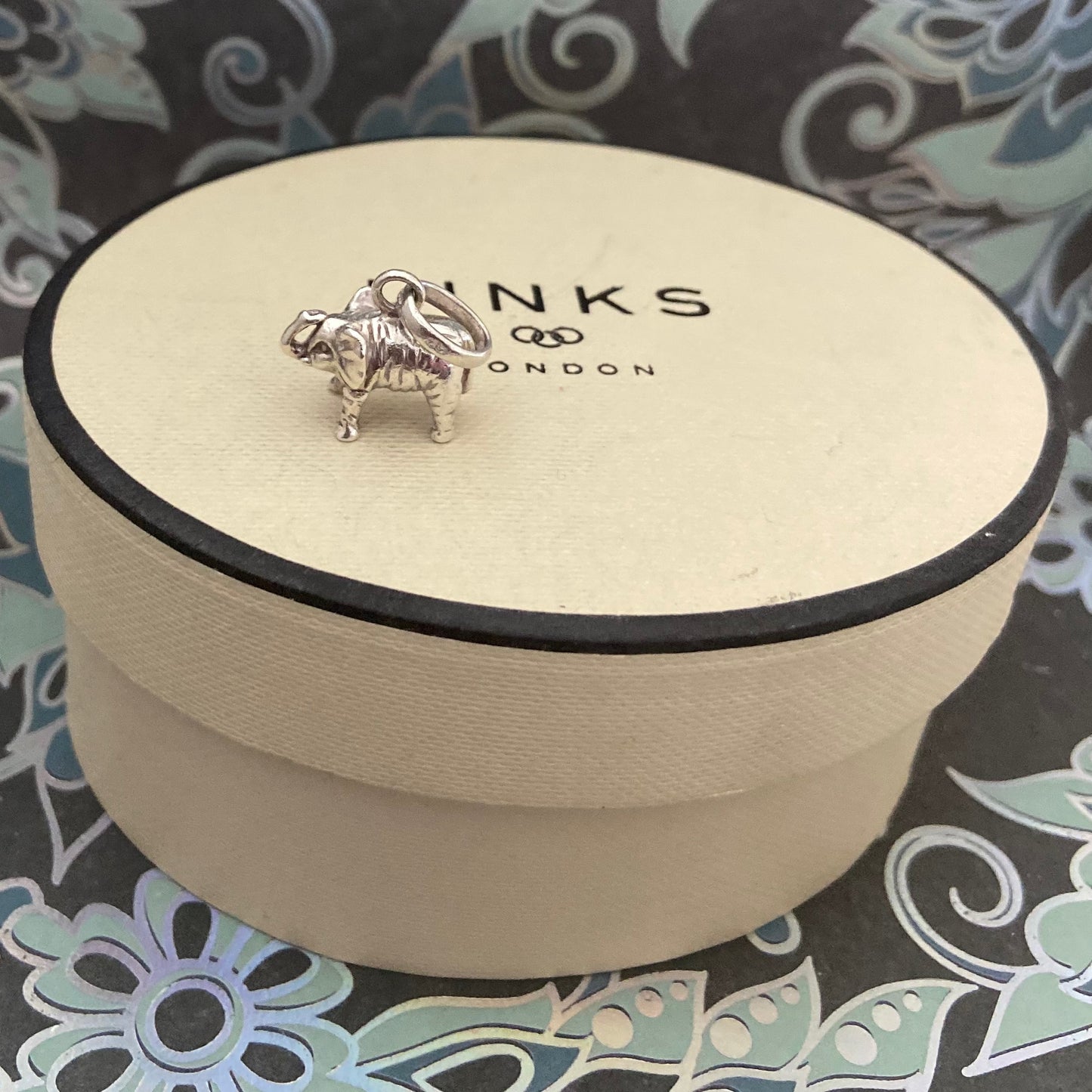 Links of London elephant