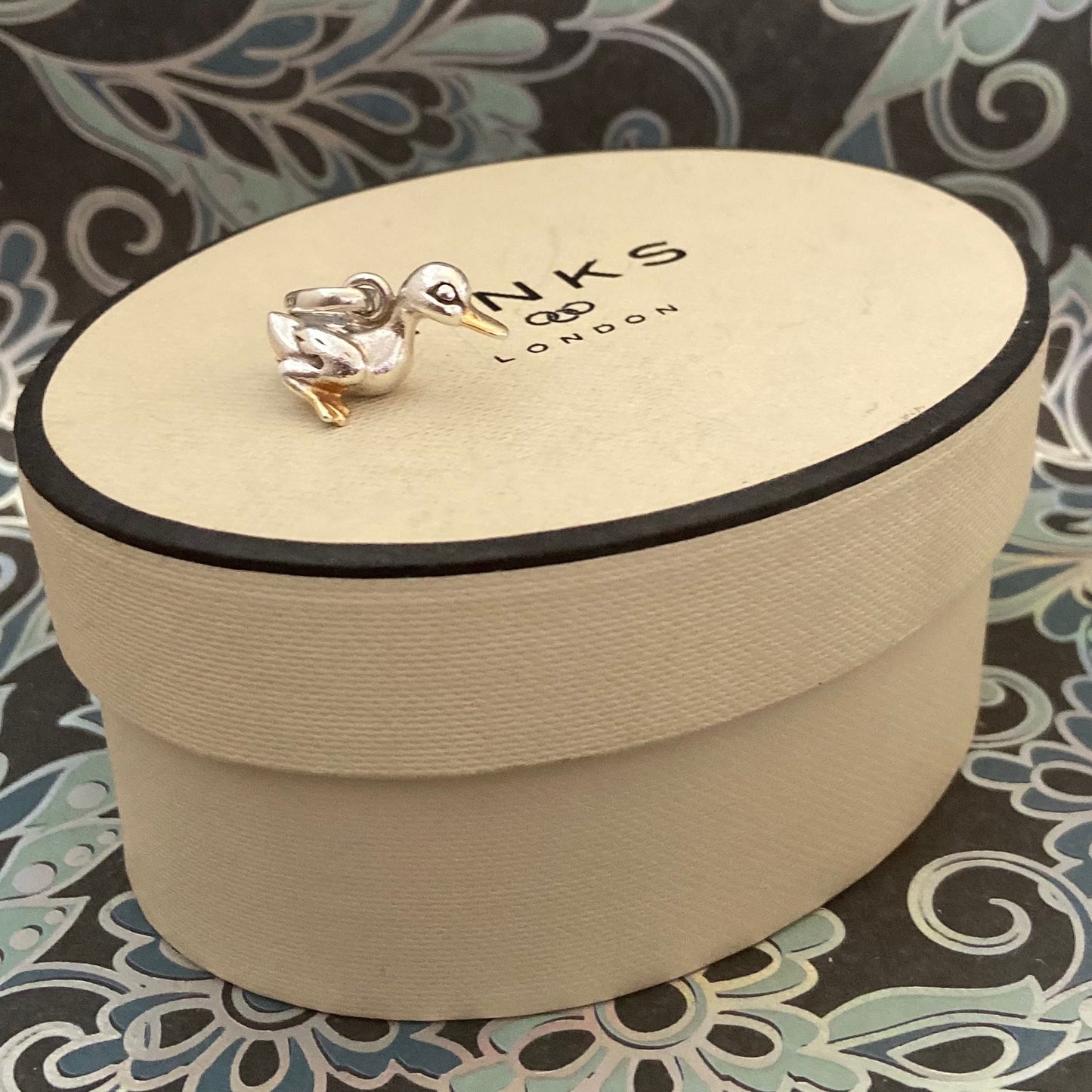 Preloved Sterling Silver and 18kt Gold vermeil covering Links of London Duck 925 Charm in perfect condition