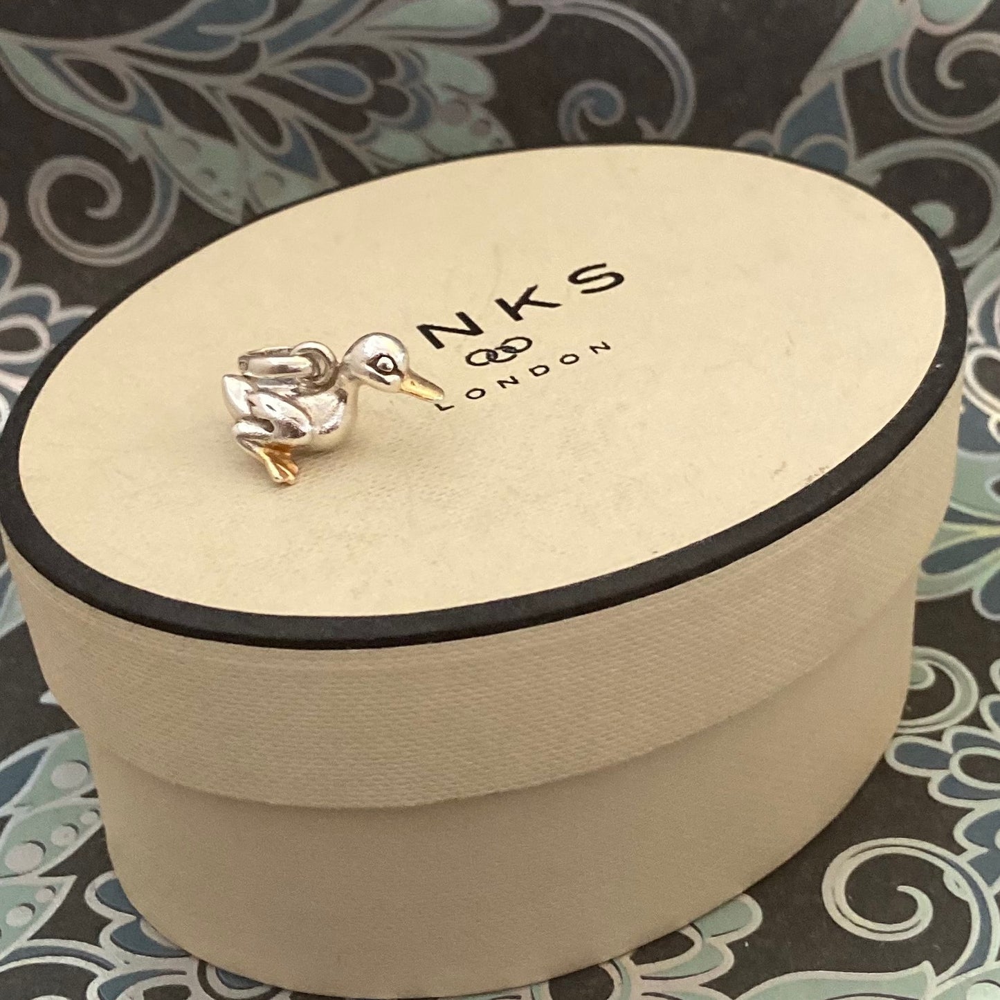 Preloved Sterling Silver and 18kt Gold vermeil covering Links of London Duck 925 Charm in perfect condition