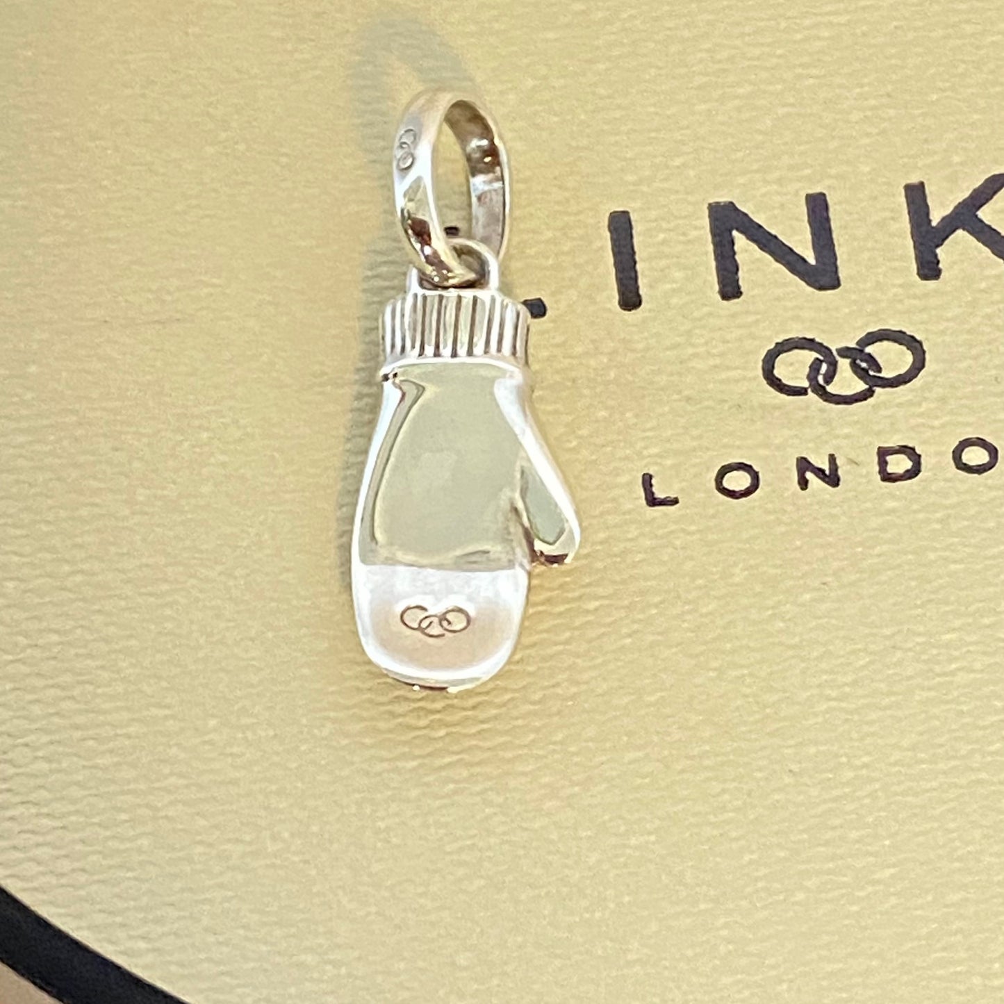 Links of London Mitten Glove Charm