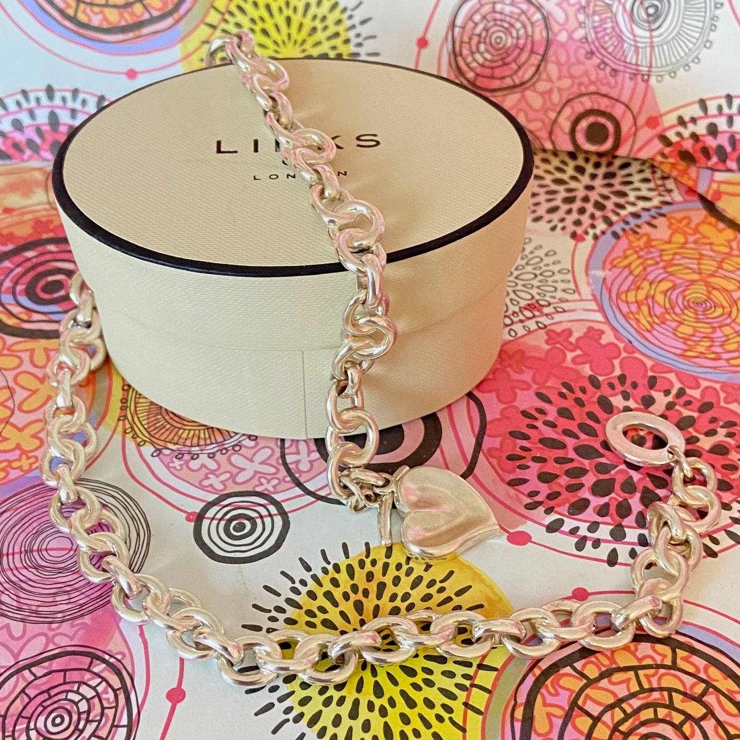 Signature Links of London Necklace & Silver Heart. 89g. 46cm