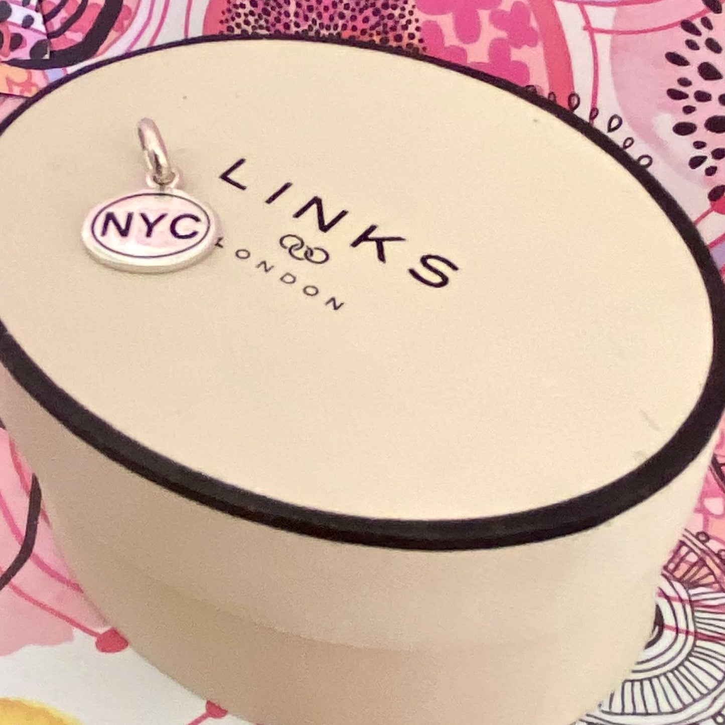 Links of London NYC (New York City) Charm New!