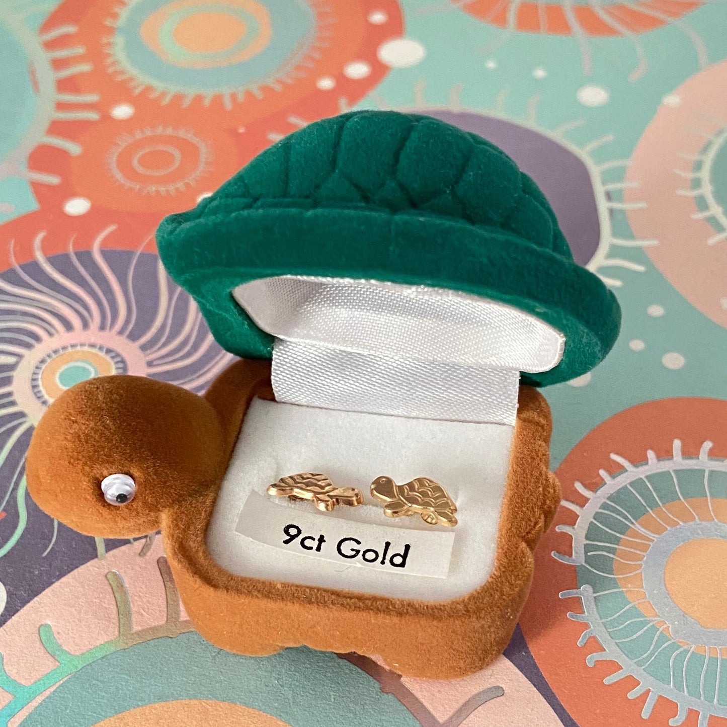 Tortoise 9ct yellow gold Delicate Studs in a Tortoise Box