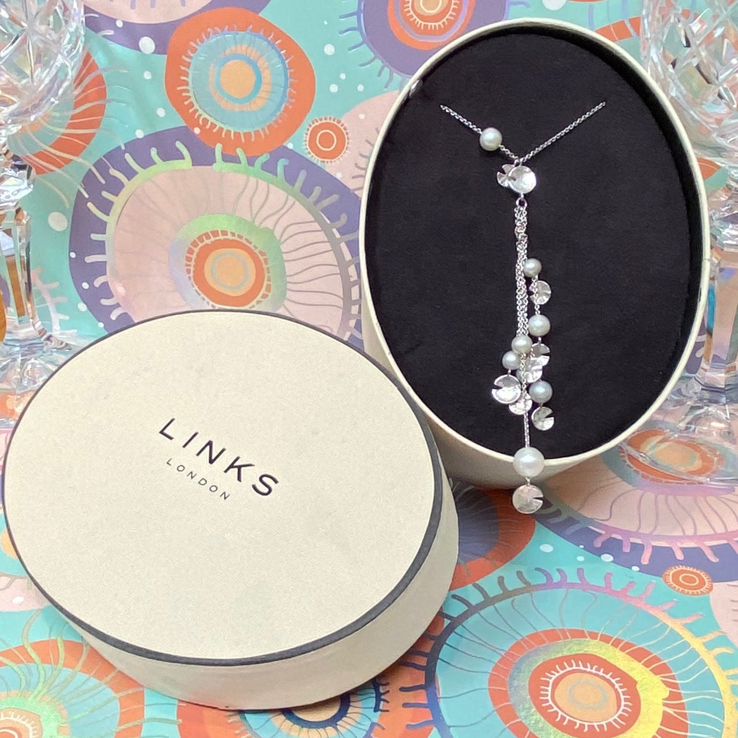 Sterling Silver and water Pearl Lily pad Links of London Necklace