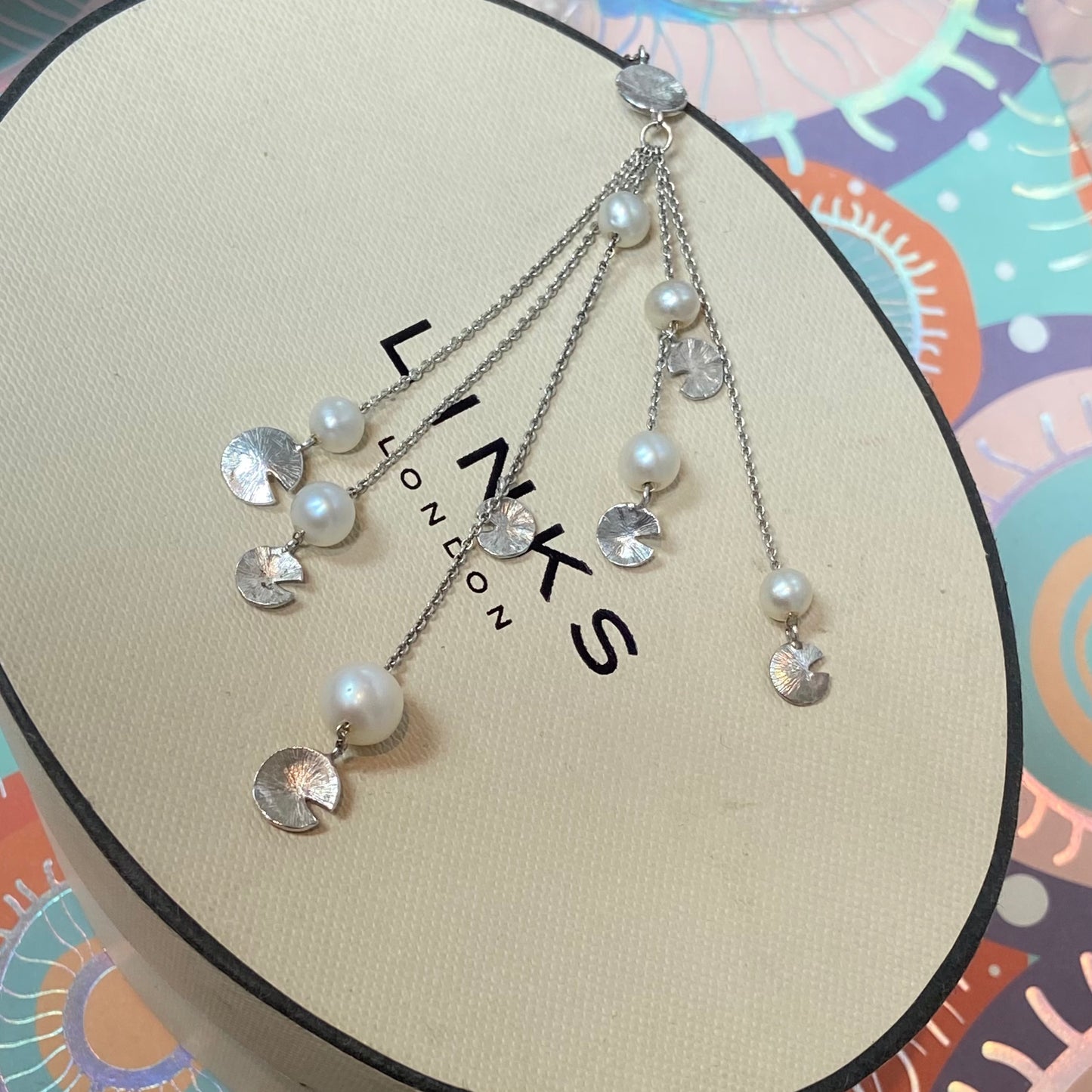 Sterling Silver and water Pearl Lily pad Links of London Necklace