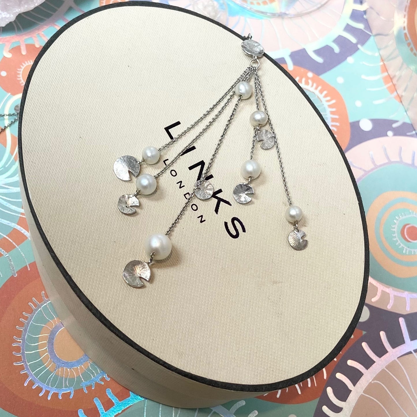 Sterling Silver and water Pearl Lily pad Links of London Necklace