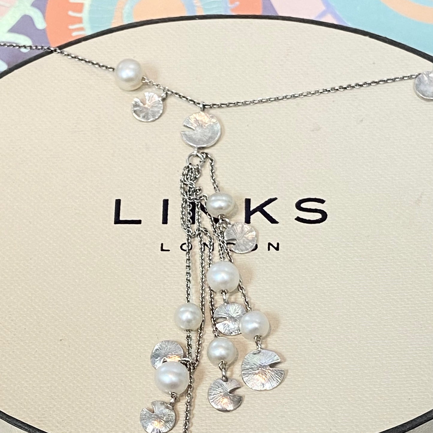Sterling Silver and water Pearl Lily pad Links of London Necklace