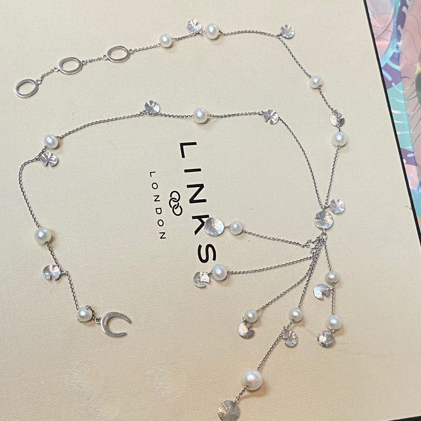 Sterling Silver and water Pearl Lily pad Links of London Necklace