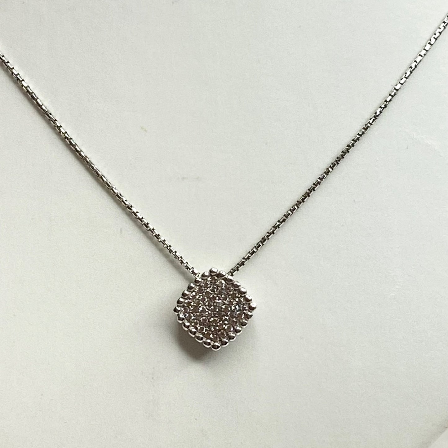 Links of London Necklace with a Cube pendent
