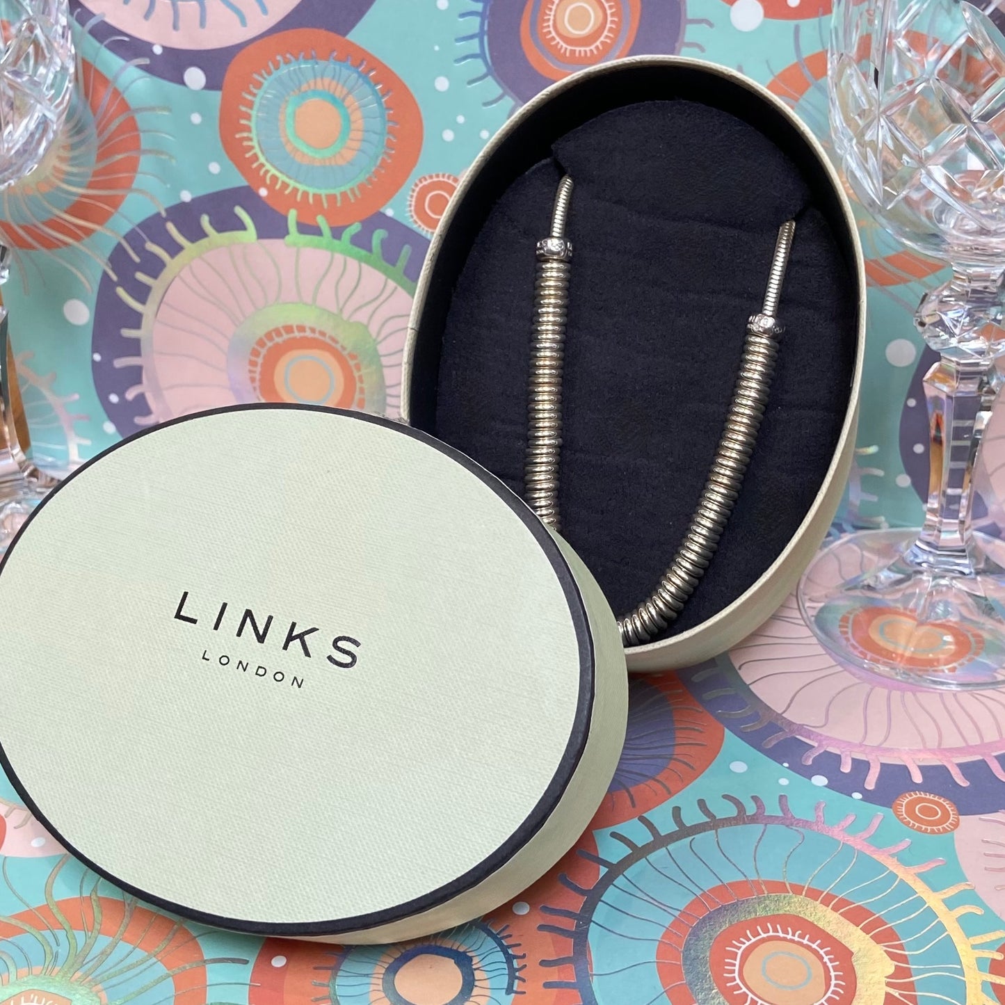 NEW Links of London Classic Sweetie Necklace with original receipt.