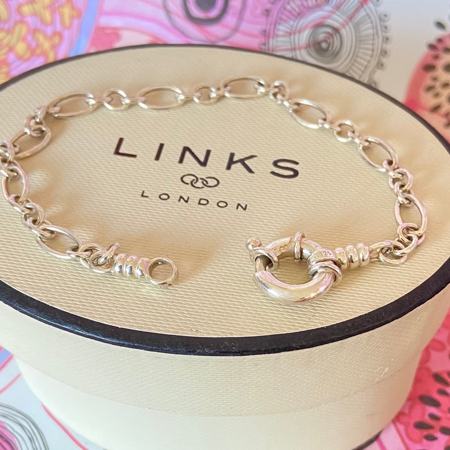 Links of London Delicate Sterling silver Link chain with Senorita Clasp New original box 19cm