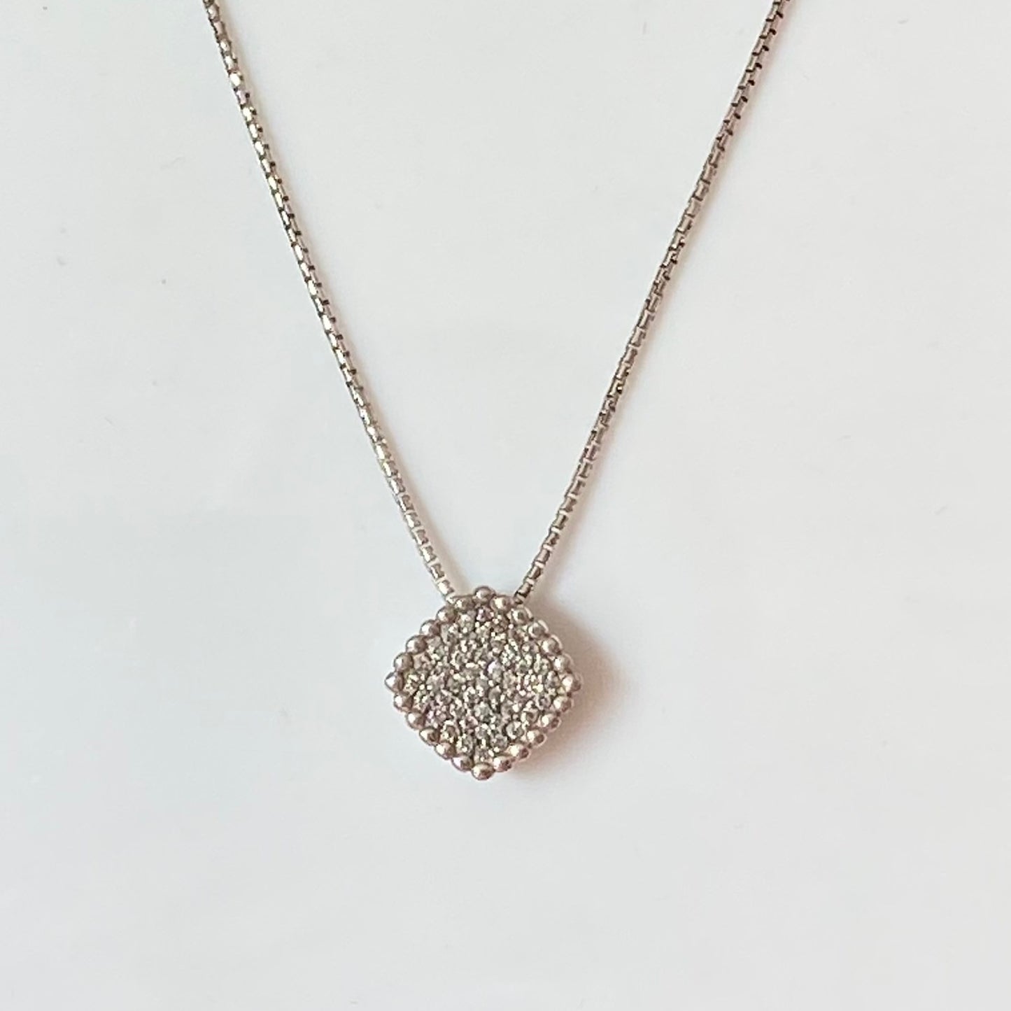 Links of London Necklace with a Cube pendent