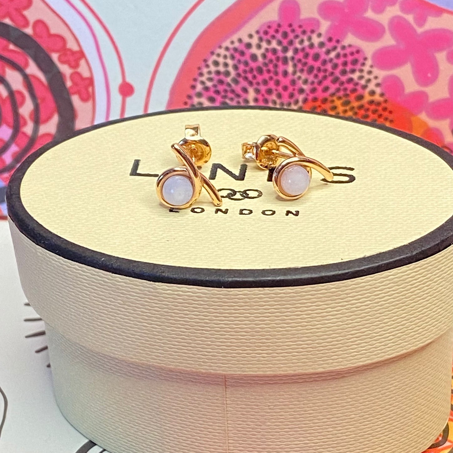 Links of London iconic Serpentine 18kt Rose Gold Vermeil & Blue Lace Agate Gemstone Stud Earrings.