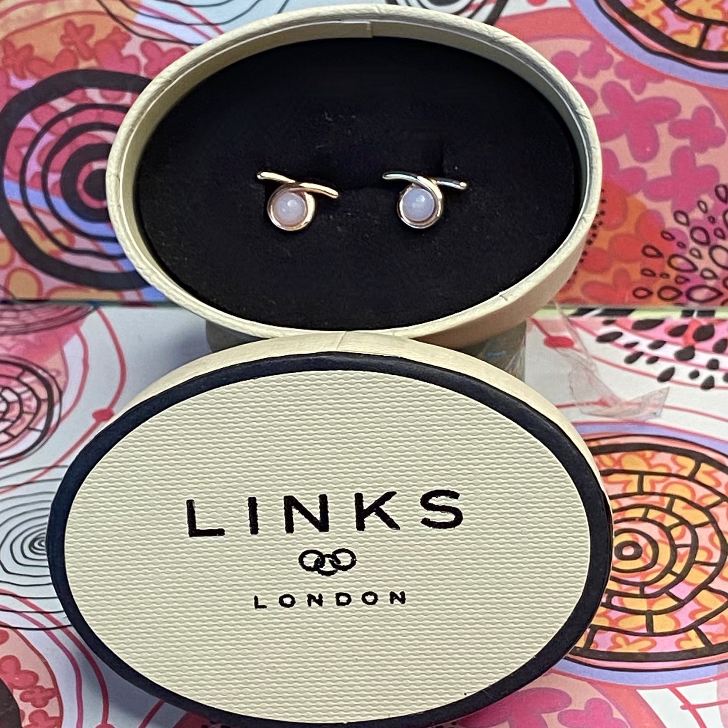 Links of London iconic Serpentine 18kt Rose Gold Vermeil & Blue Lace Agate Gemstone Stud Earrings.