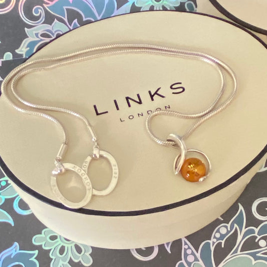 Links of London Snake chain with an Amber style pendent