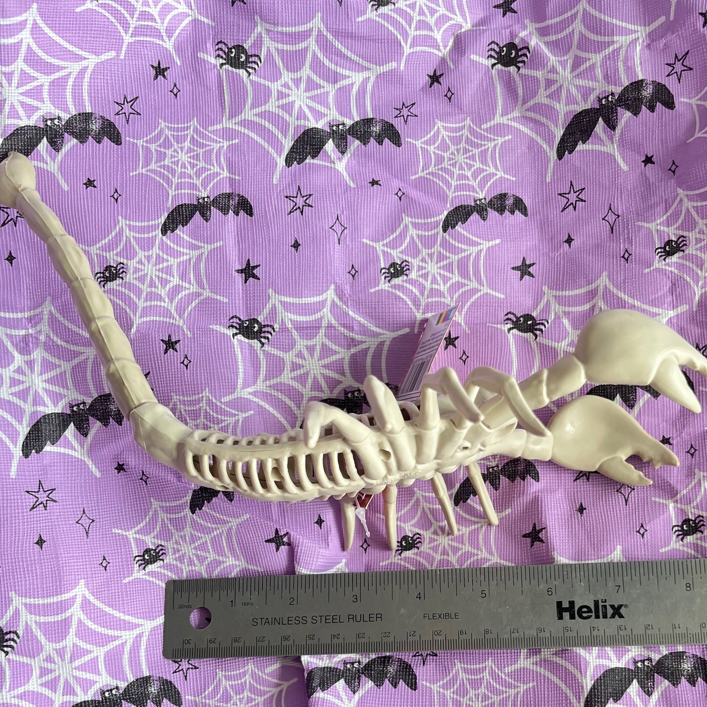 Halloween scorpion seasons bone skeleton prop scary decor