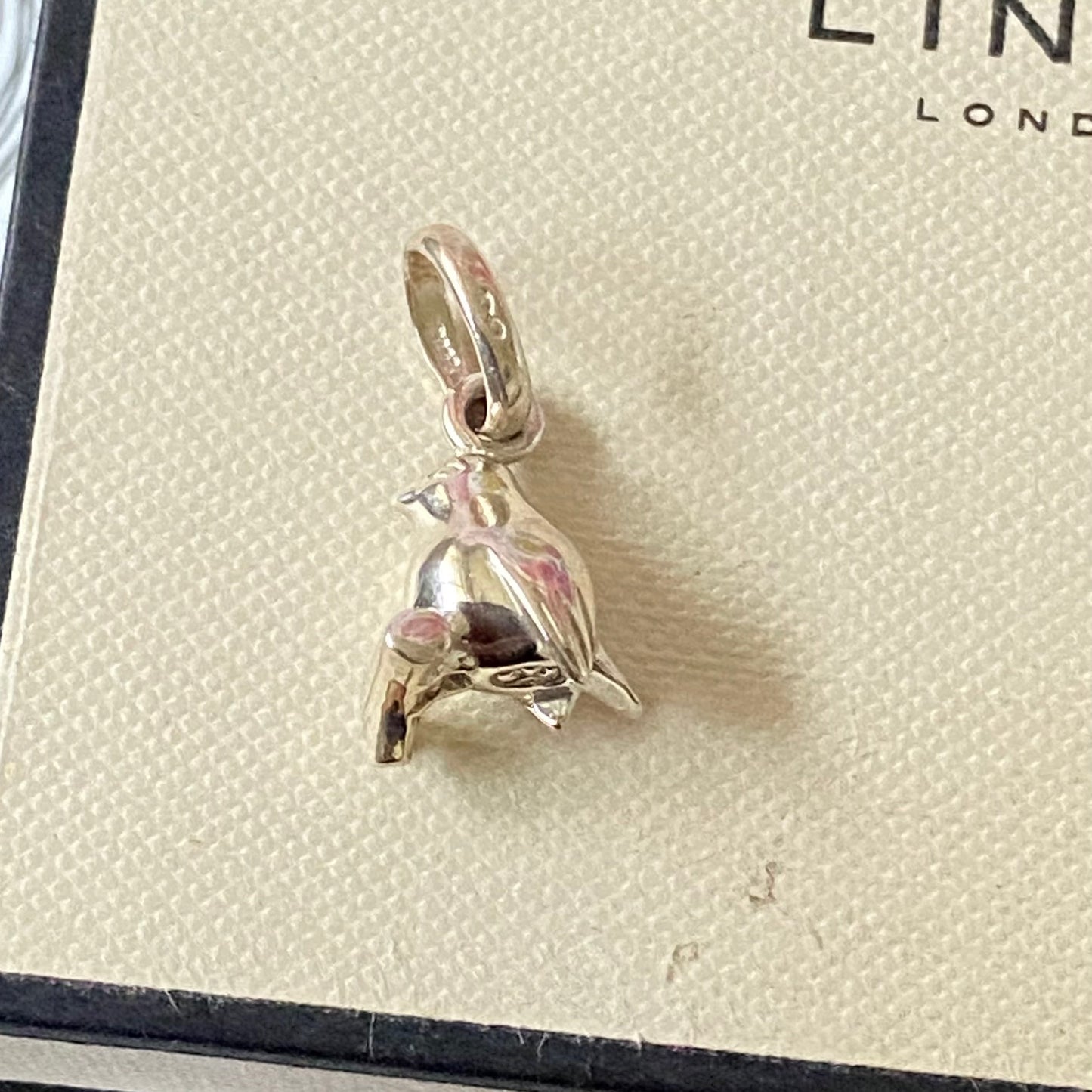Very Rare, Perfect Condition, Original Links of London Robin Charm crafted from Sterling Silver, Hallmarked and weighs 5g.