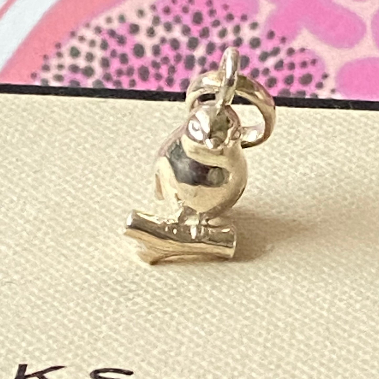 Very Rare, Perfect Condition, Original Links of London Robin Charm crafted from Sterling Silver, Hallmarked and weighs 5g.