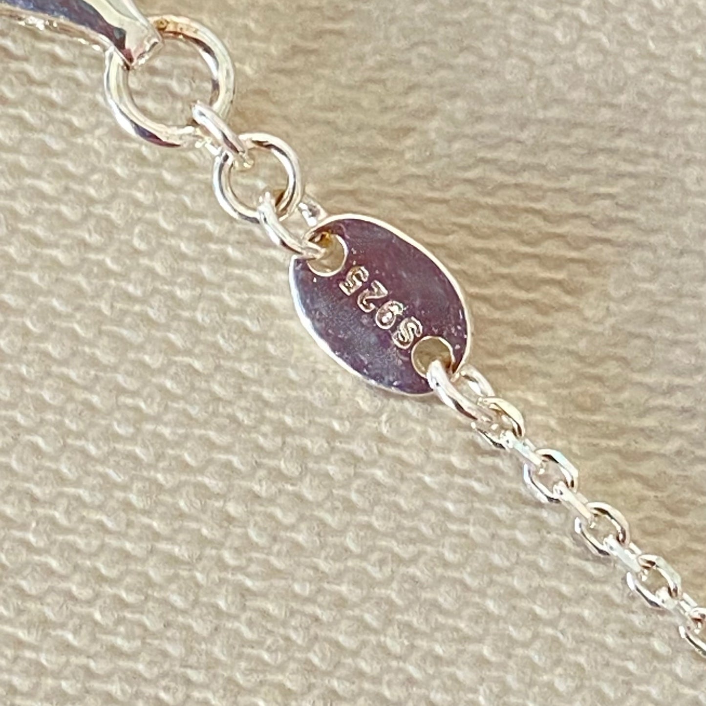 New! Links of London Love Knot Bracelet with a Topaz Stone