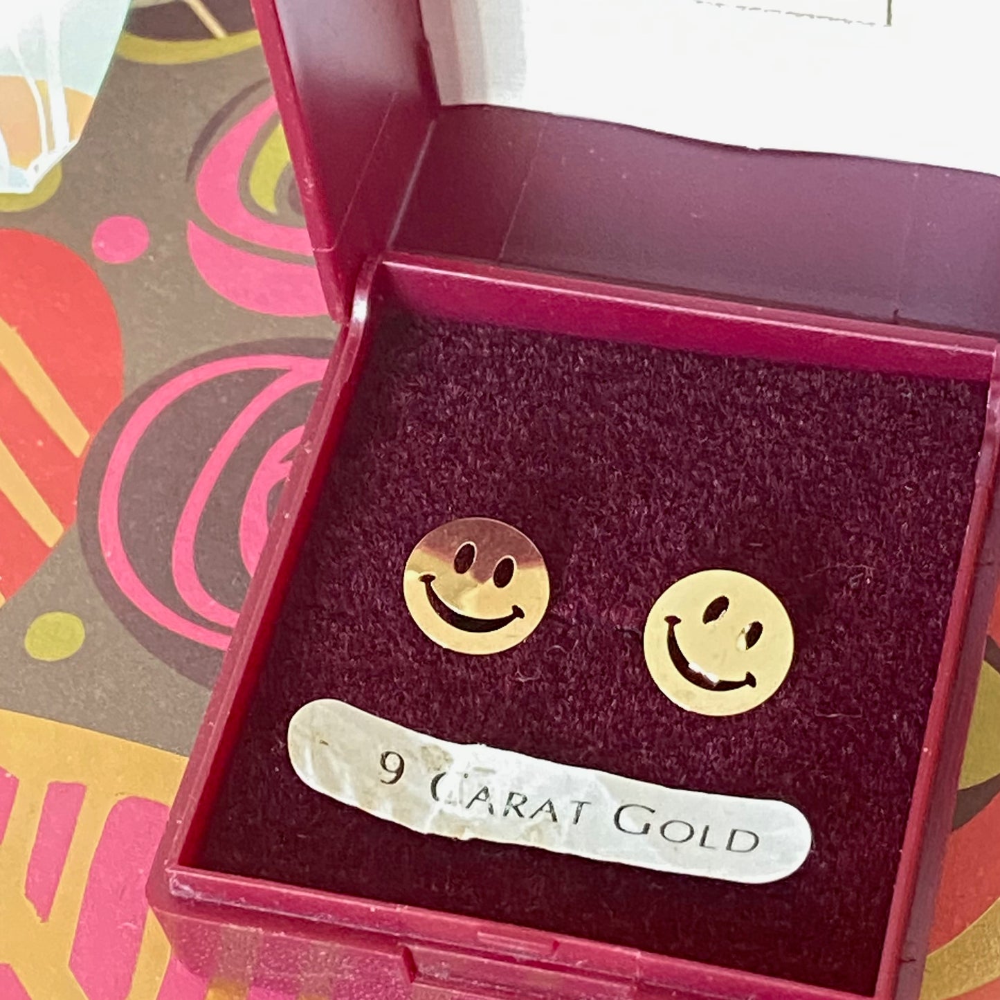 Smiley Face 9ct yellow gold Delicate Studs Earrings