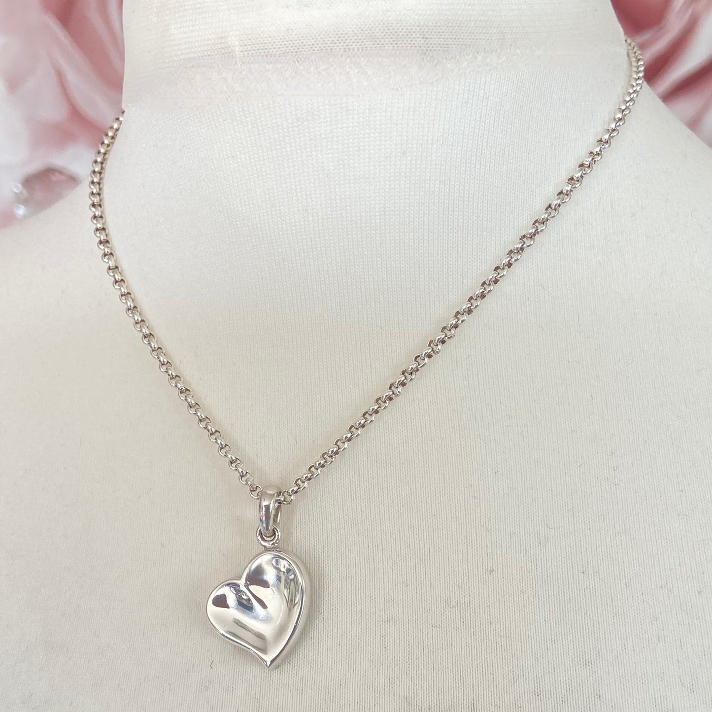 Links of London Belcher Necklace with a Love Heart Pendent