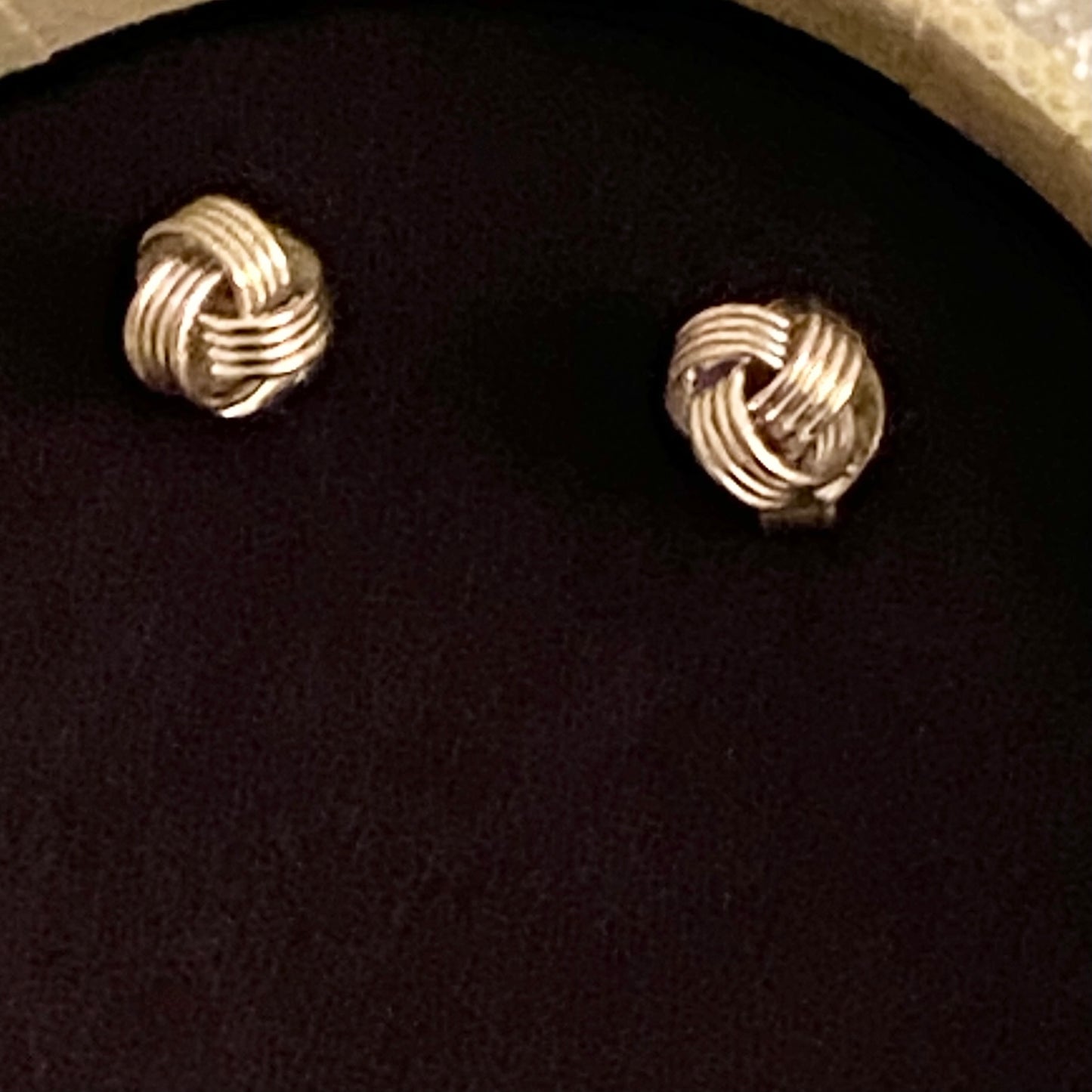 Links of London classic knot Earrings