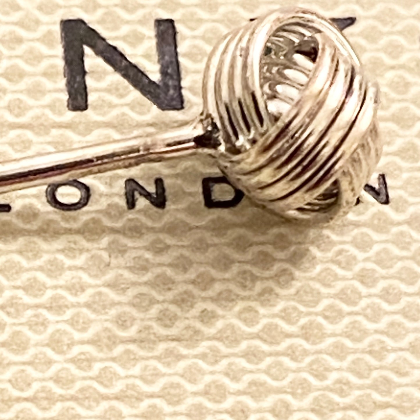 Links of London classic knot Earrings