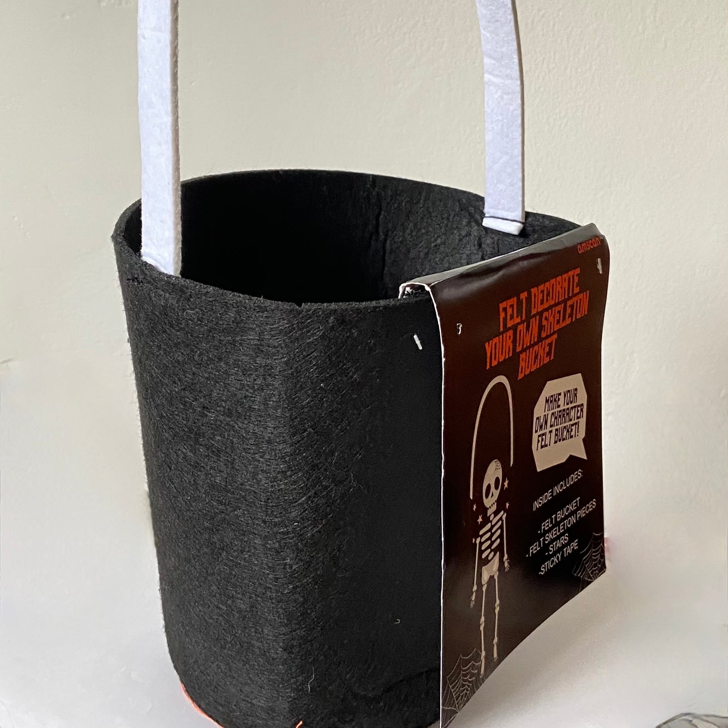 Felt Decorate your own Skeleton Bucket