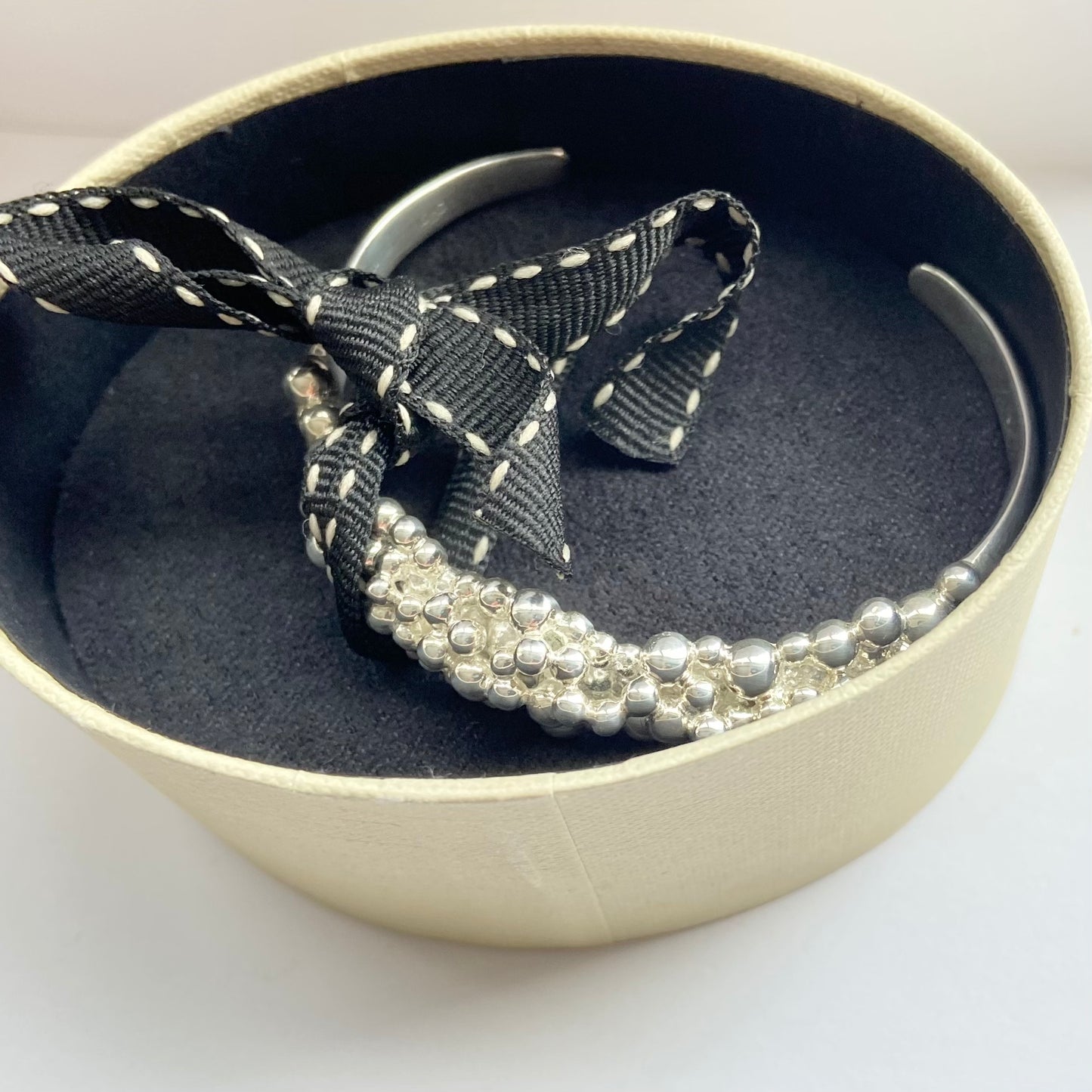 Pre loved Silver Links of London Effervescent Bubble Cuff Bracelet with minor minor