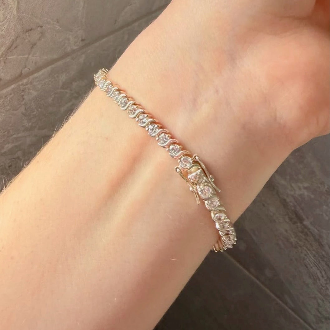 Sterling Silver Tennis Bracelet with Clear Crystal Cubic Zirconia Stones