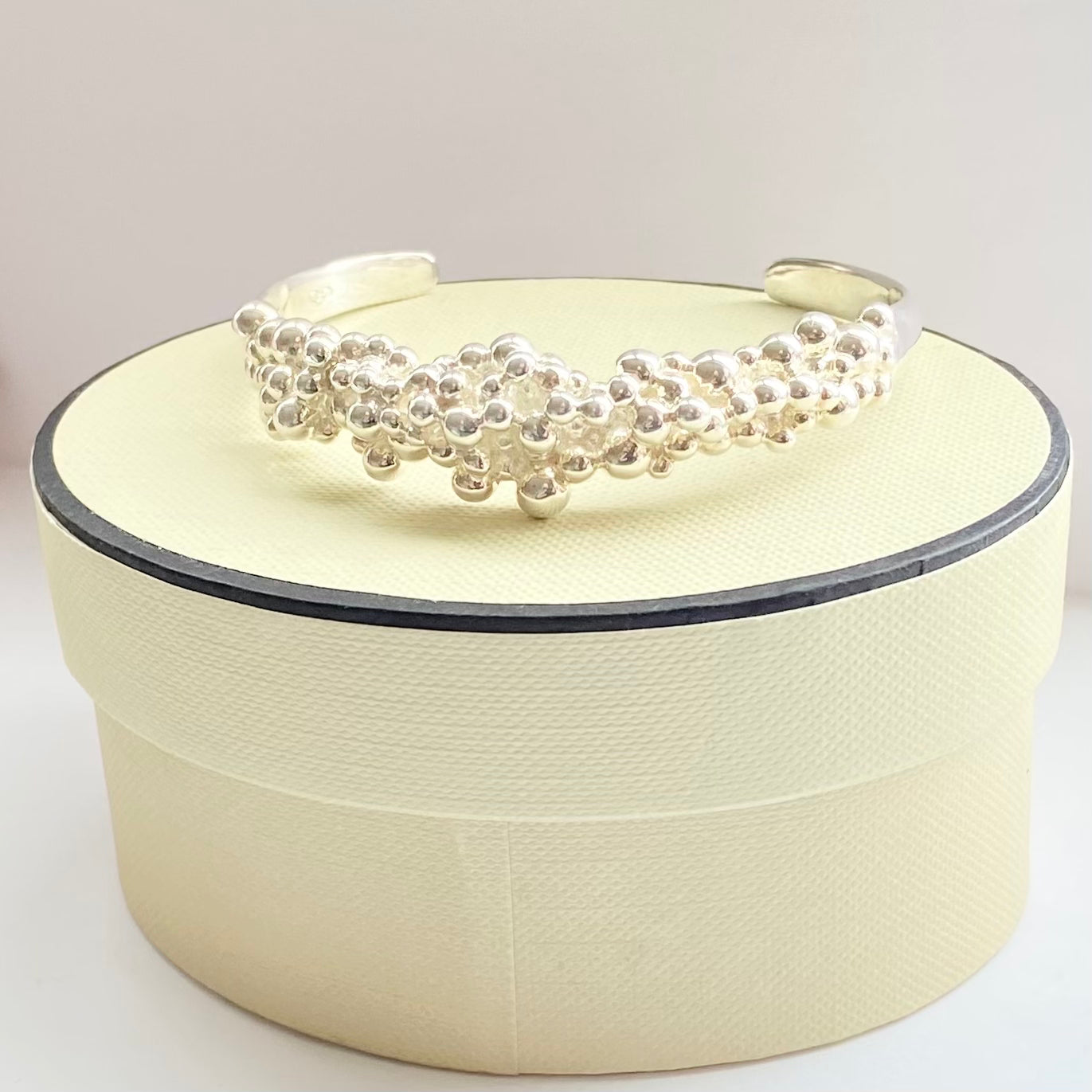 Pre loved Silver Links of London Effervescent Bubble Cuff Bracelet with minor minor