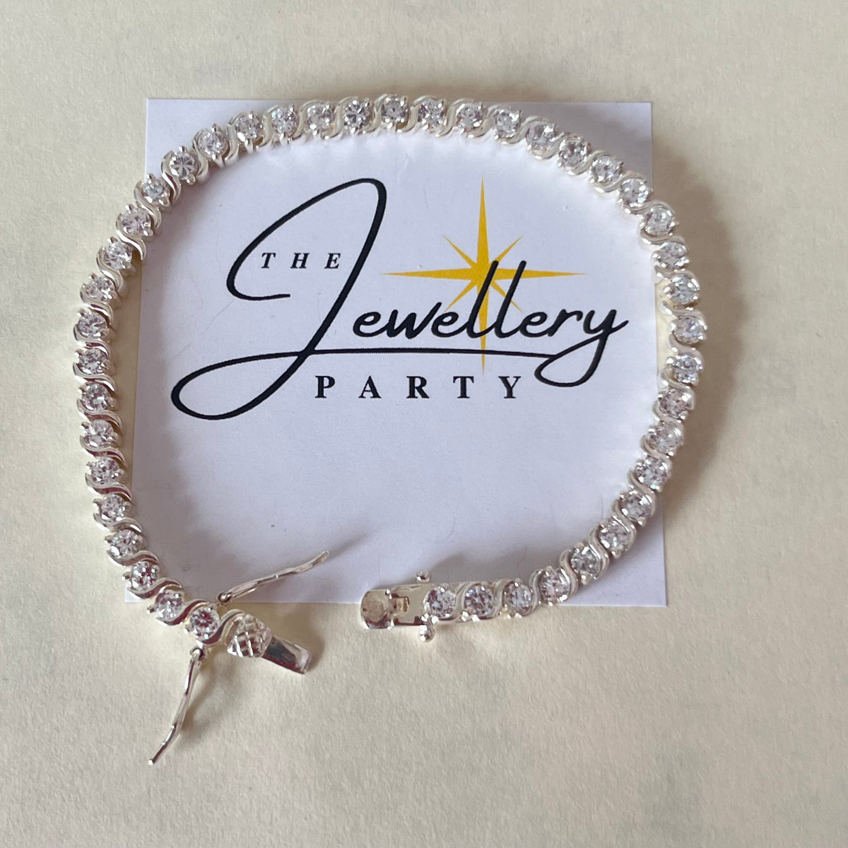 Sterling Silver Tennis Bracelet with Clear Crystal Cubic Zirconia Stones