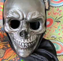 Load image into Gallery viewer, Adults Skeleton Mask
