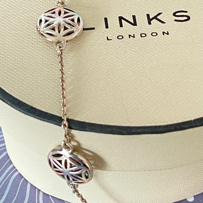 Links of London Bracelet featuring 3 disks with the Flower of Life Design. 20cm adjustable