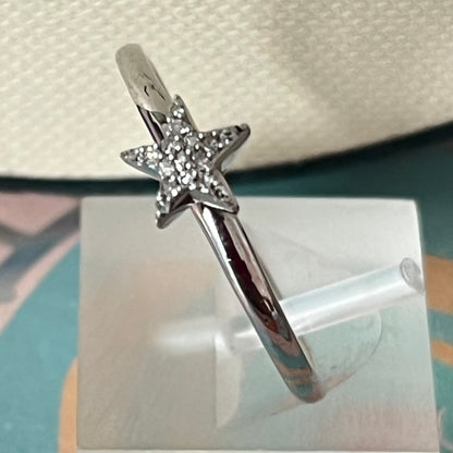 Links of London Essentials Star Crystal Ring Size P