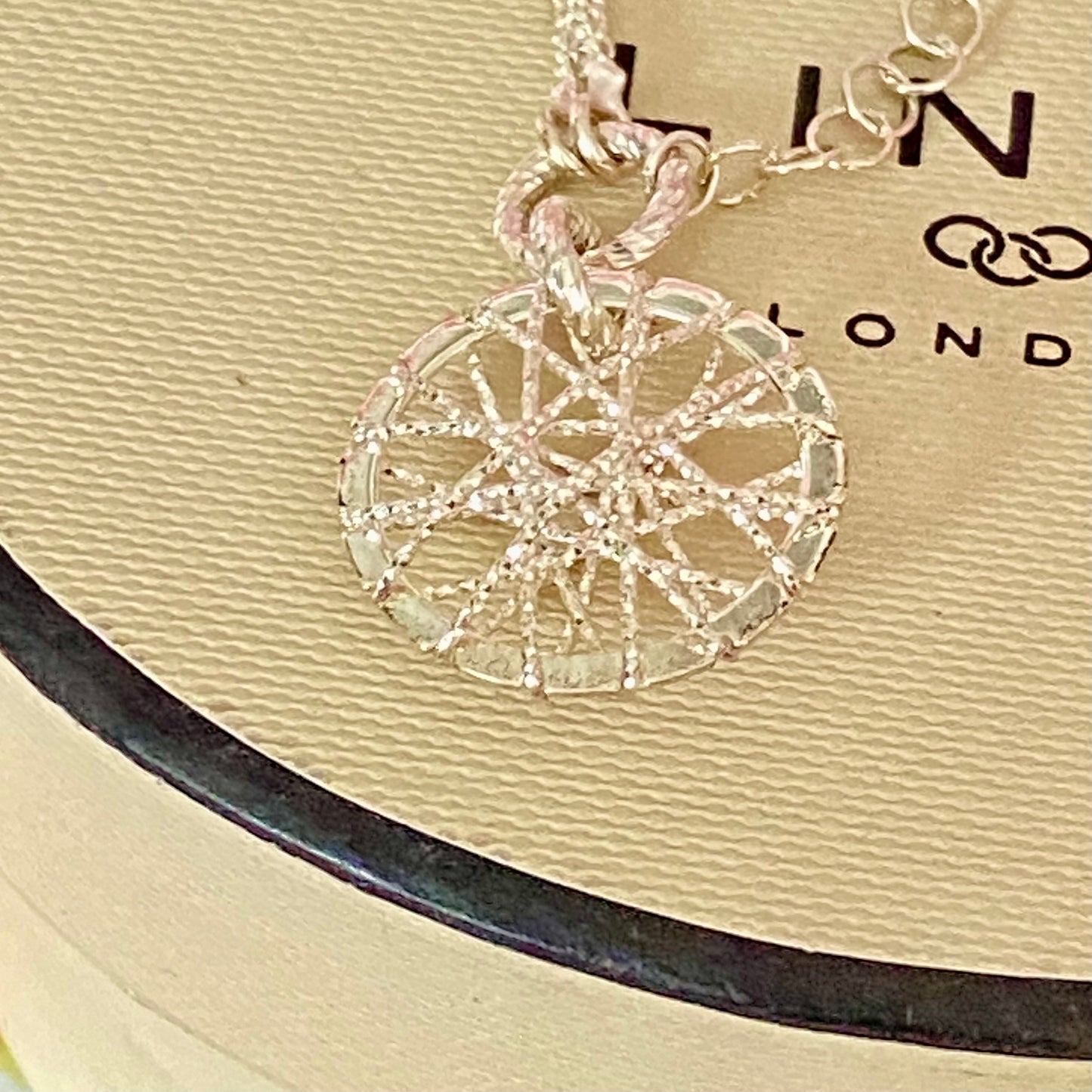 Links of London Dream Silver Catcher Bracelet - 20cm adjustable