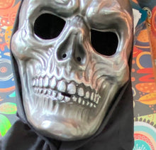 Load image into Gallery viewer, Adults Skeleton Mask
