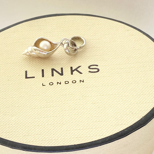 Pre loved Links of London Sterling Silver Pearl Shell Charm