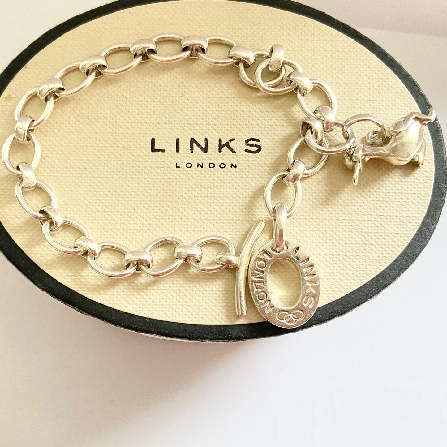 Links of London  Bracelet, T Bar Clasp with Duck Charm