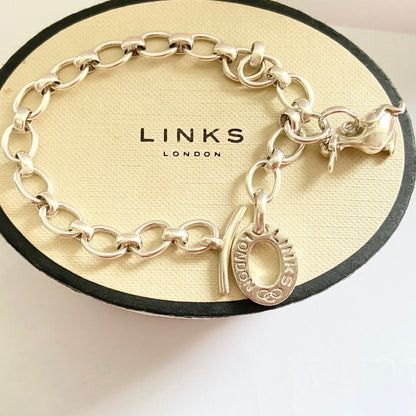 Links of London  Bracelet, T Bar Clasp with Duck Charm